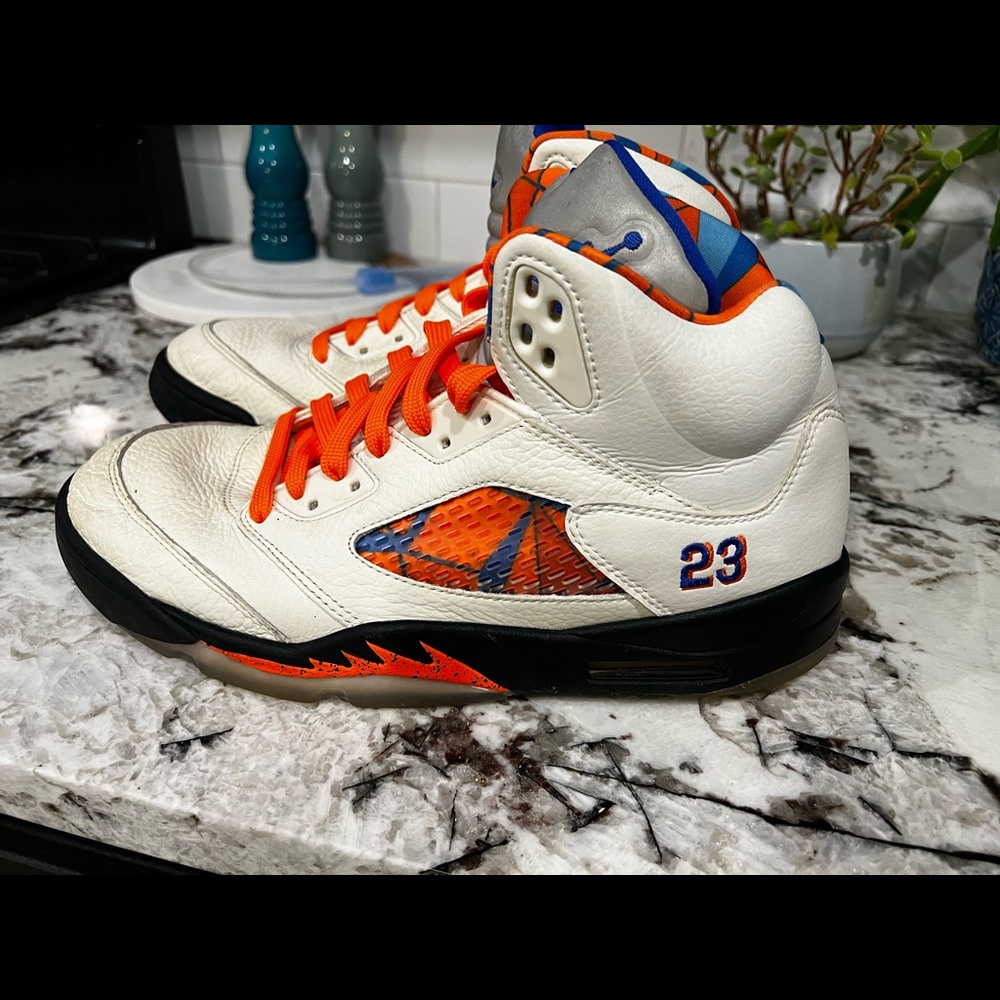 Jordan 5 International Flight Size 10 Pre-Owned no original box